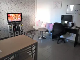 Muy buen departamento de 2 ambientes sin expensas foto 3