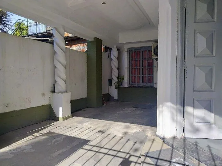 VENTA, PH 4 AMBIENTES PLANTA BAJA, CON COCHERA. HURLINGHAM foto 4