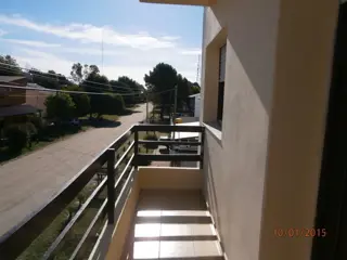 EDIFICIO CINCO  DPTOS -APTO CREDITO BANCARIO-ZONA RESIDENCIAL-MAR DEL TUYU foto 4