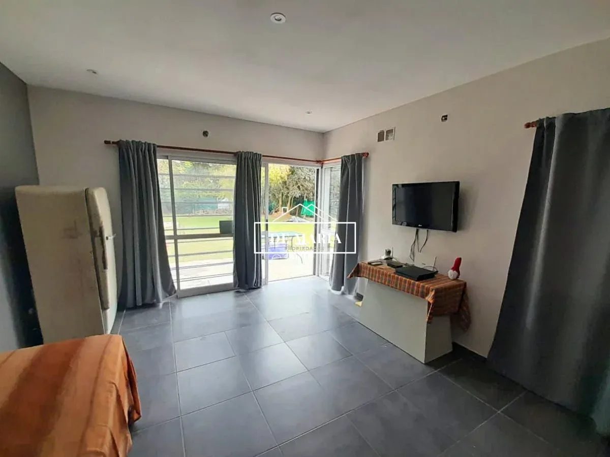 VENTA DE CASA DE 5 AMBIENTES EN BARRIO DON MIGUEL LOMA VERDE ESCOBAR foto 4