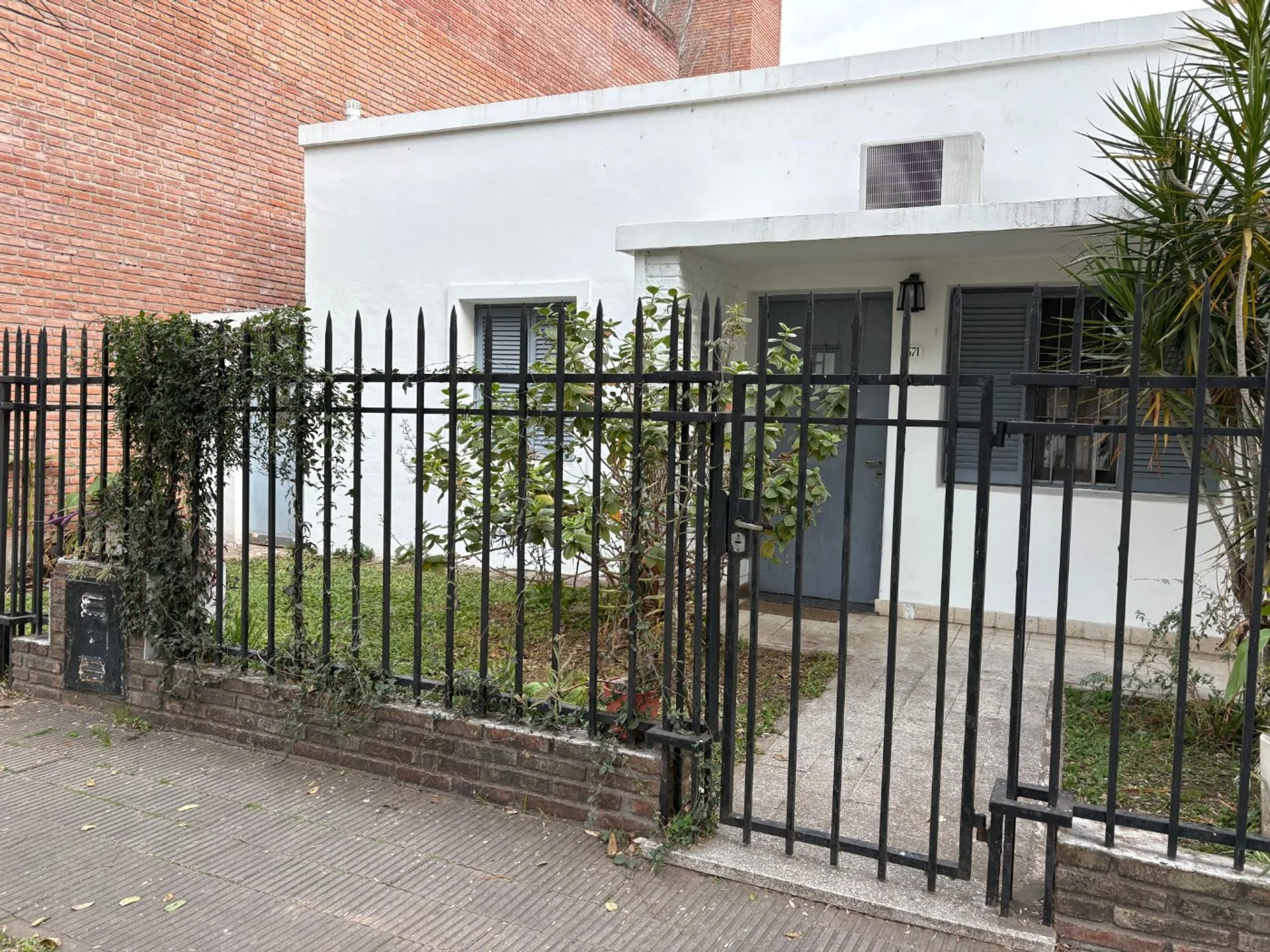 SE VENDE CASA EN GUADALUPE, 2 DORM + PATIO foto 2