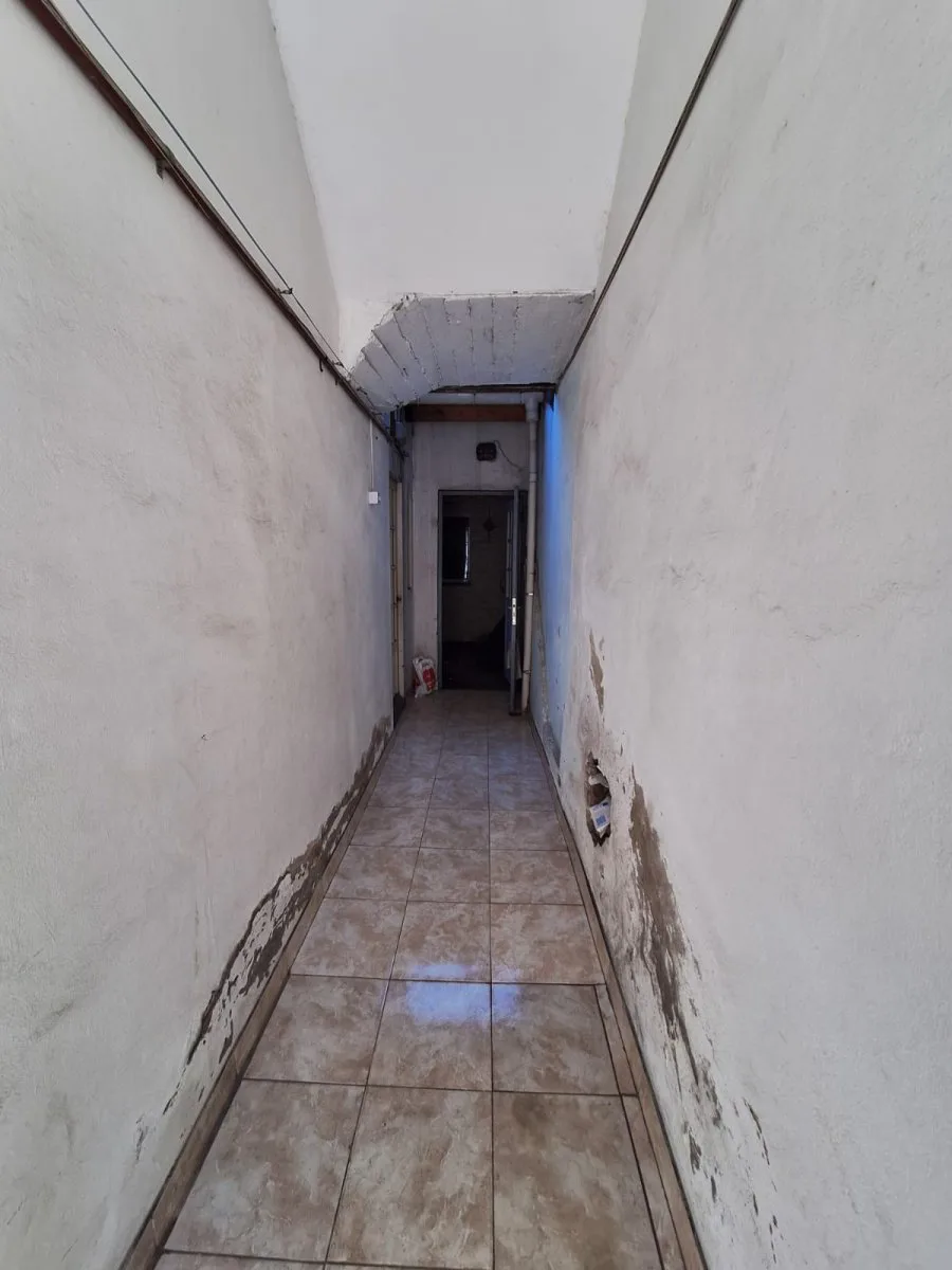 VENDO DEPTO 2 AMB. INTERNO SAN JUSTO CENTRO SIN EXPENSAS ! foto 2
