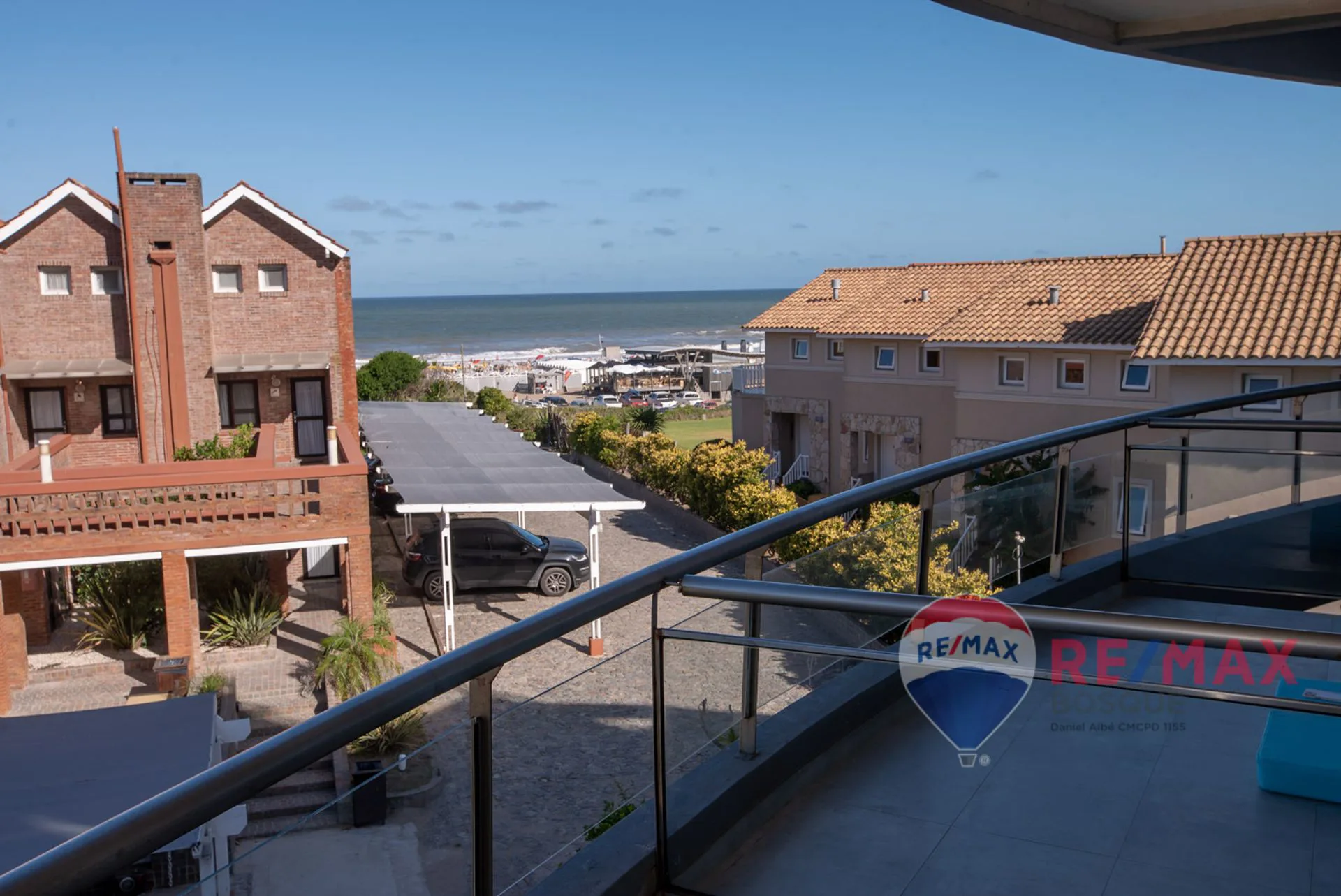 VENTA DEPARTAMENTO  CARILO a 50 mts DEL MAR foto 2