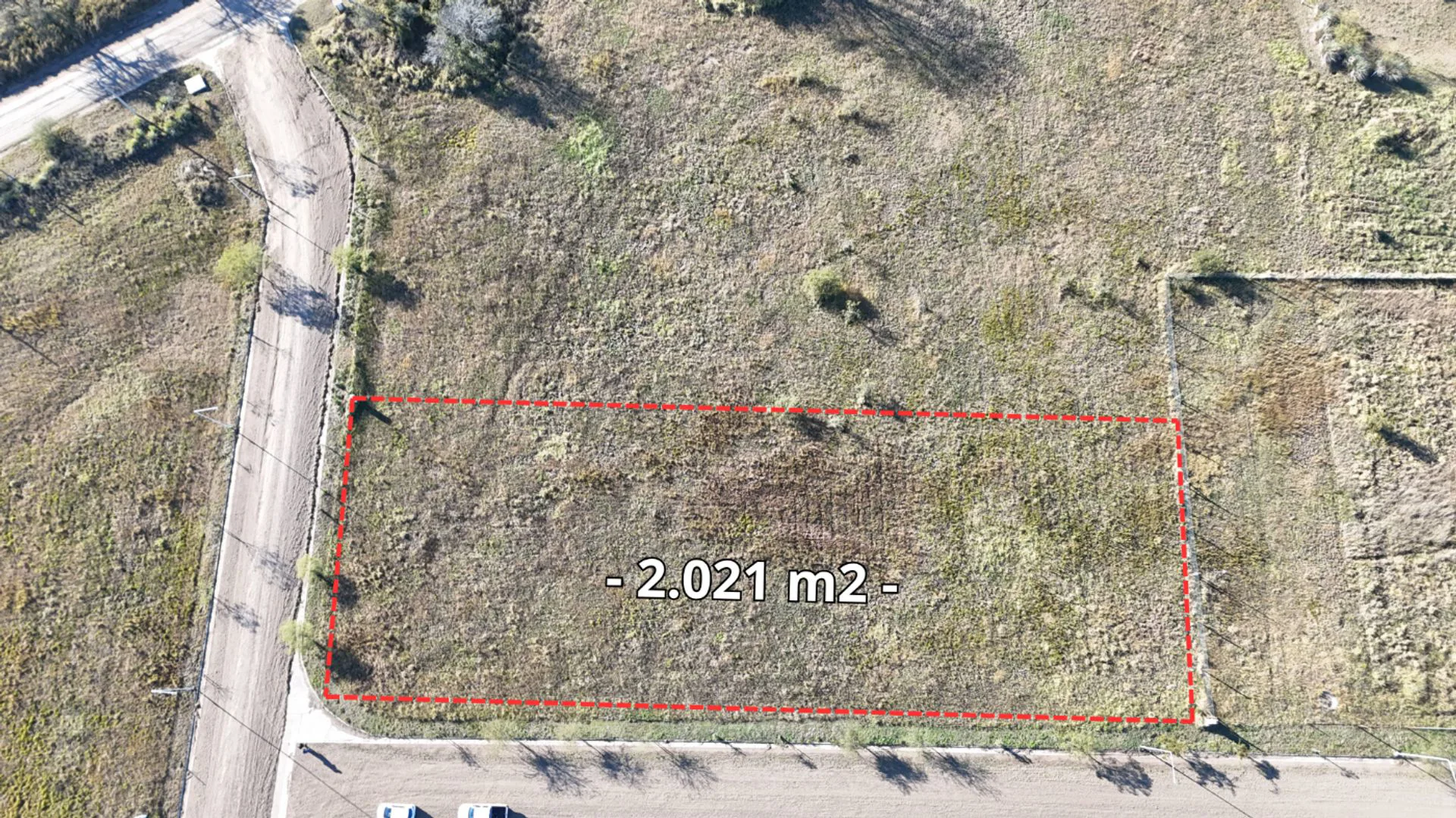 VENTA LOTE DE 2021 M2 EN COLINAS DE SINSACATE