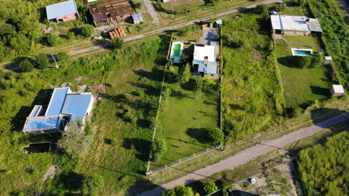 VENTA Casa en Barrio Priv 2 dorm.  El Tamarindo foto 3