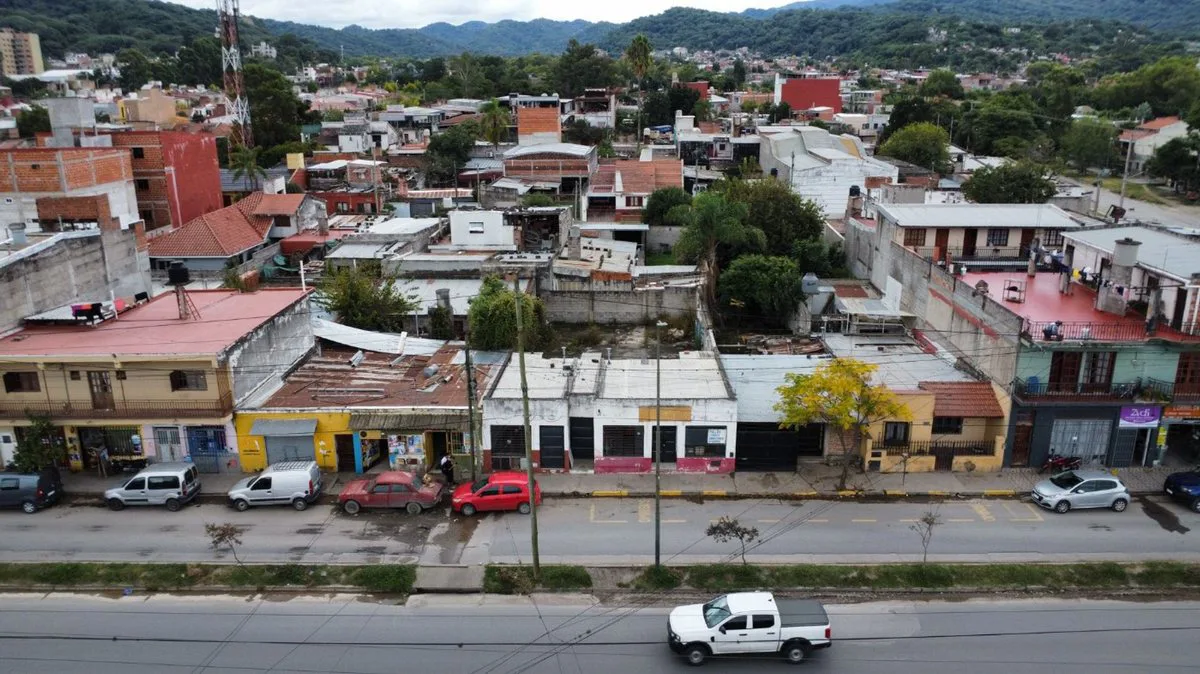 VENTA TERRENO 297 M2 SOBRE AV BALBIN Bº CHIJRA CC3 foto 5