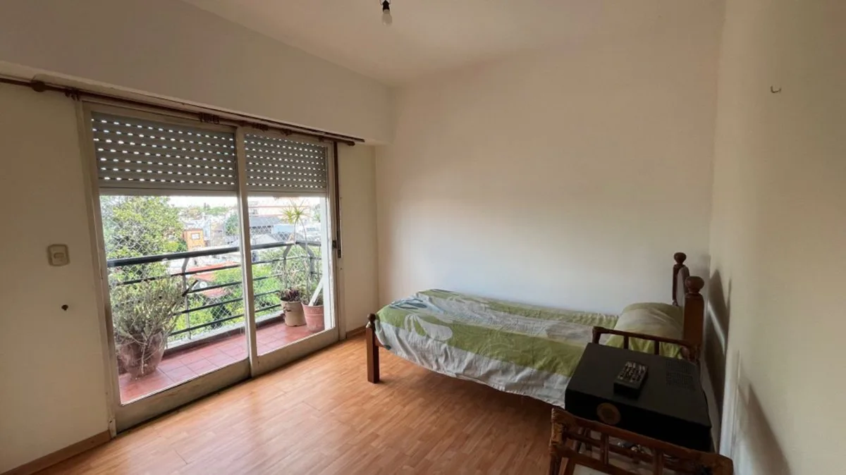 Venta Departamento 2 Ambientes Balcón Ramos Mejía foto 4