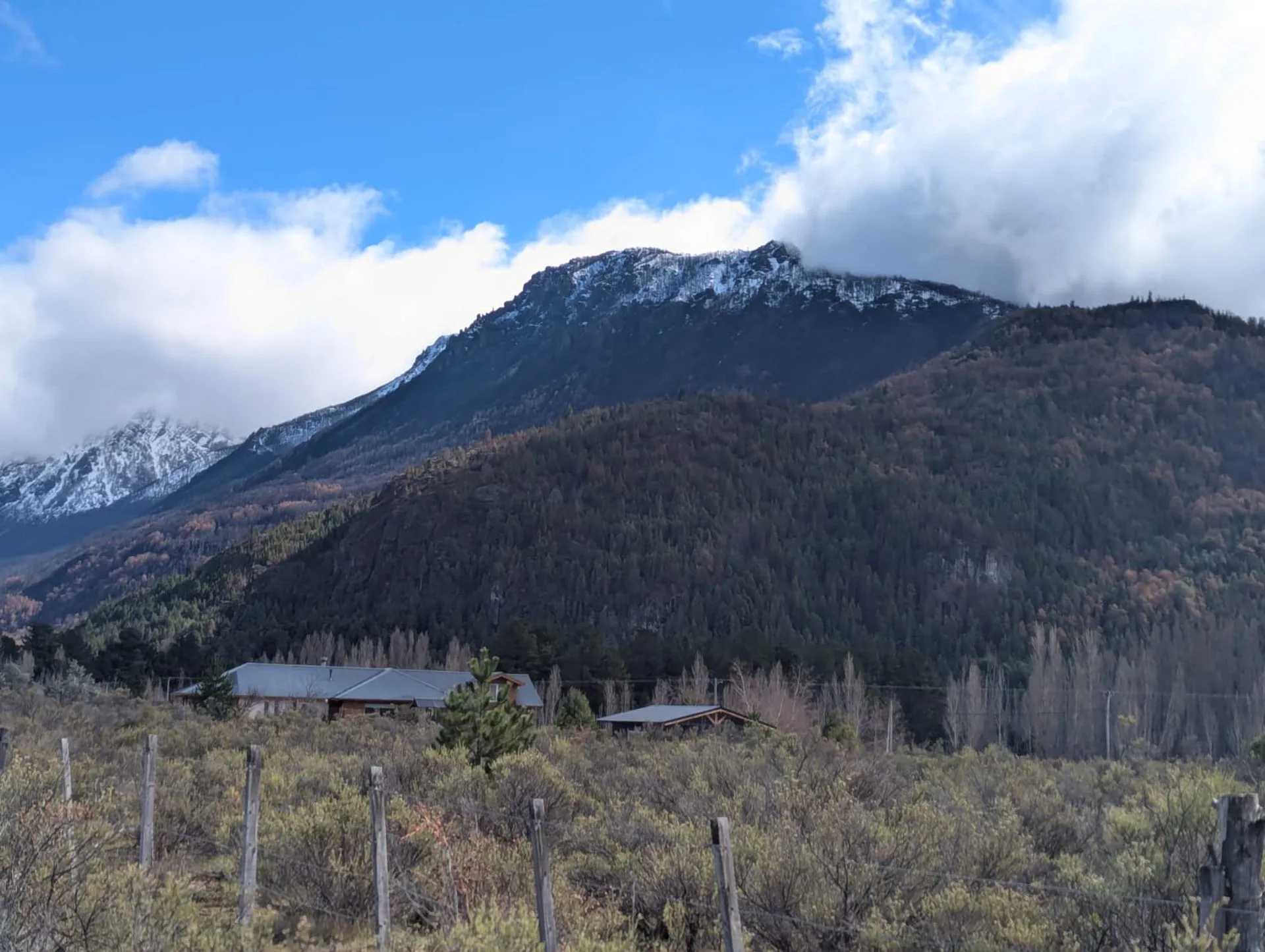 Terreno con vista al Cerro Pirque Villa del Lago foto 2