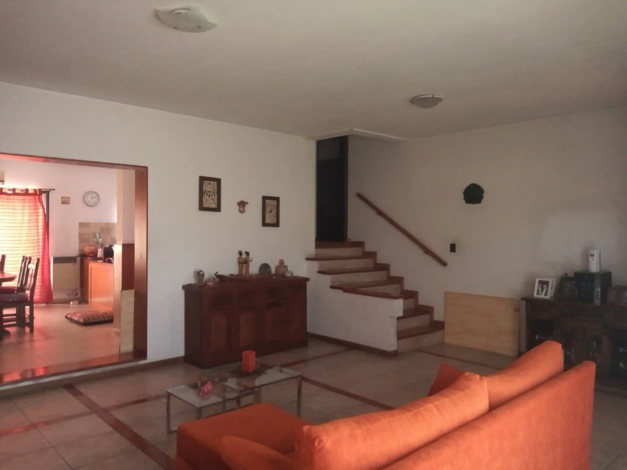 Venta - Amplio Chalet de 4 ambientes con pileta, en Castelar Sur - Moron foto 5