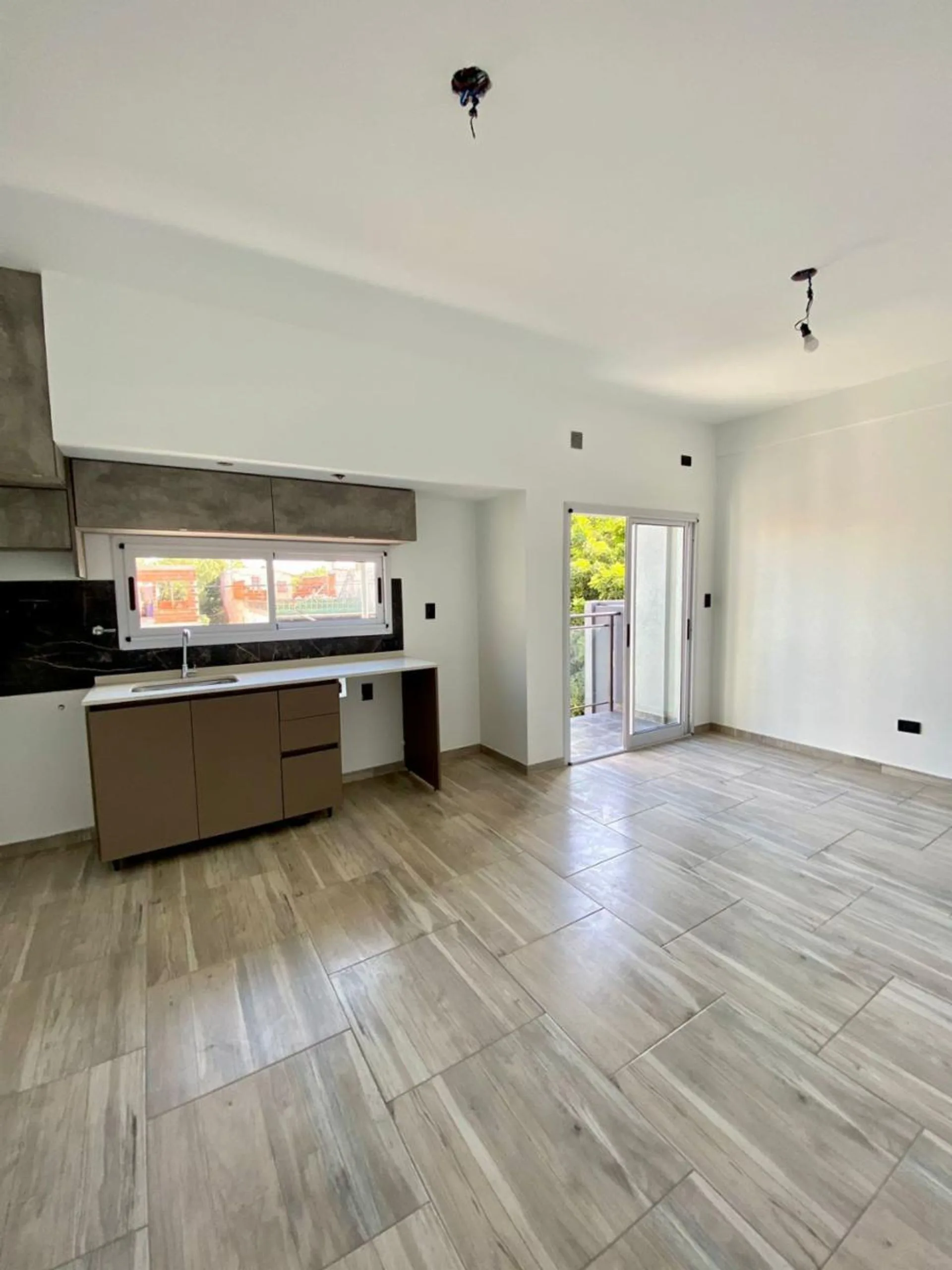 VENTA DEPARTAMENTO 2 AMB VILLA LUZURIAGA C/COCHERA foto 2