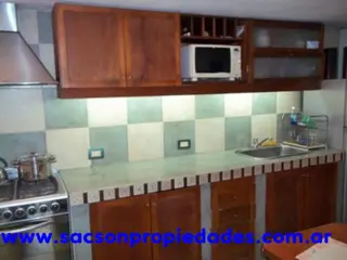 V613 Ituzaingo Casa 6 ambientes foto 2