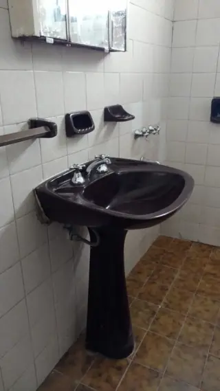 Casa a 1 cuadra de Av. Carcano (Zona Comercial) foto 3
