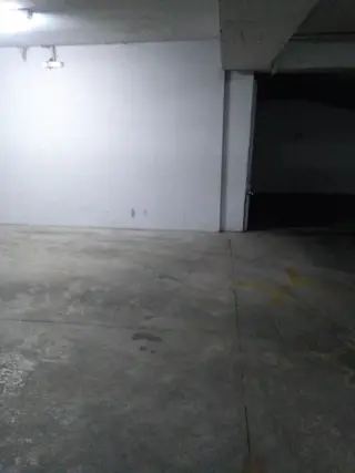 Excelente cochera ubicada en el centro de Castelar foto 2