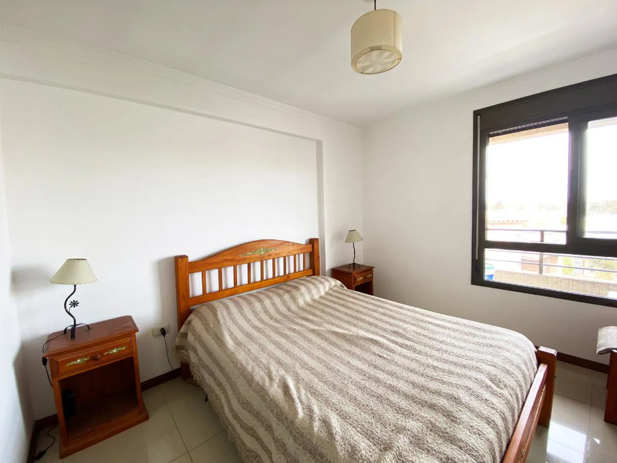 Departamento de 1 dormitorio en venta en barrio General Paz foto 4