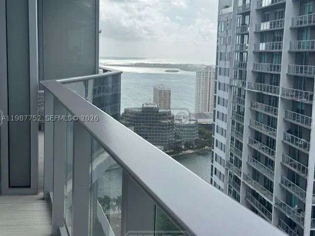 485 Brickell Ave #2306 400 foto 3