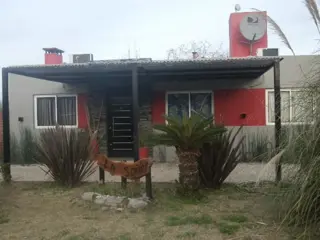 Casa 3 Amb Los ombues Florencio Varela foto 1