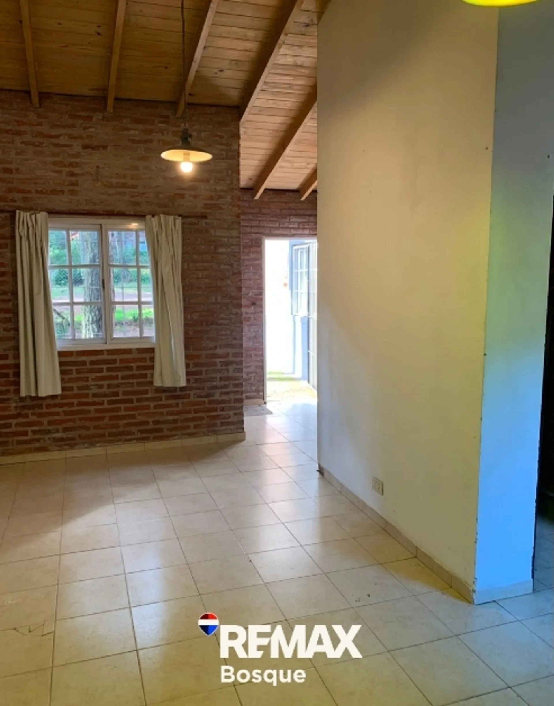 2 CASAS - VENTA - MAR AZUL - VILLA GESELL foto 4