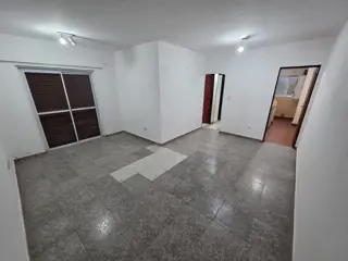 ALQUILER DE DEPARTAMENTO 3 AMBIENTES EN BARRIO COCA COLA - A METROS DE AVENIDA - MONTE GRANDE foto 1