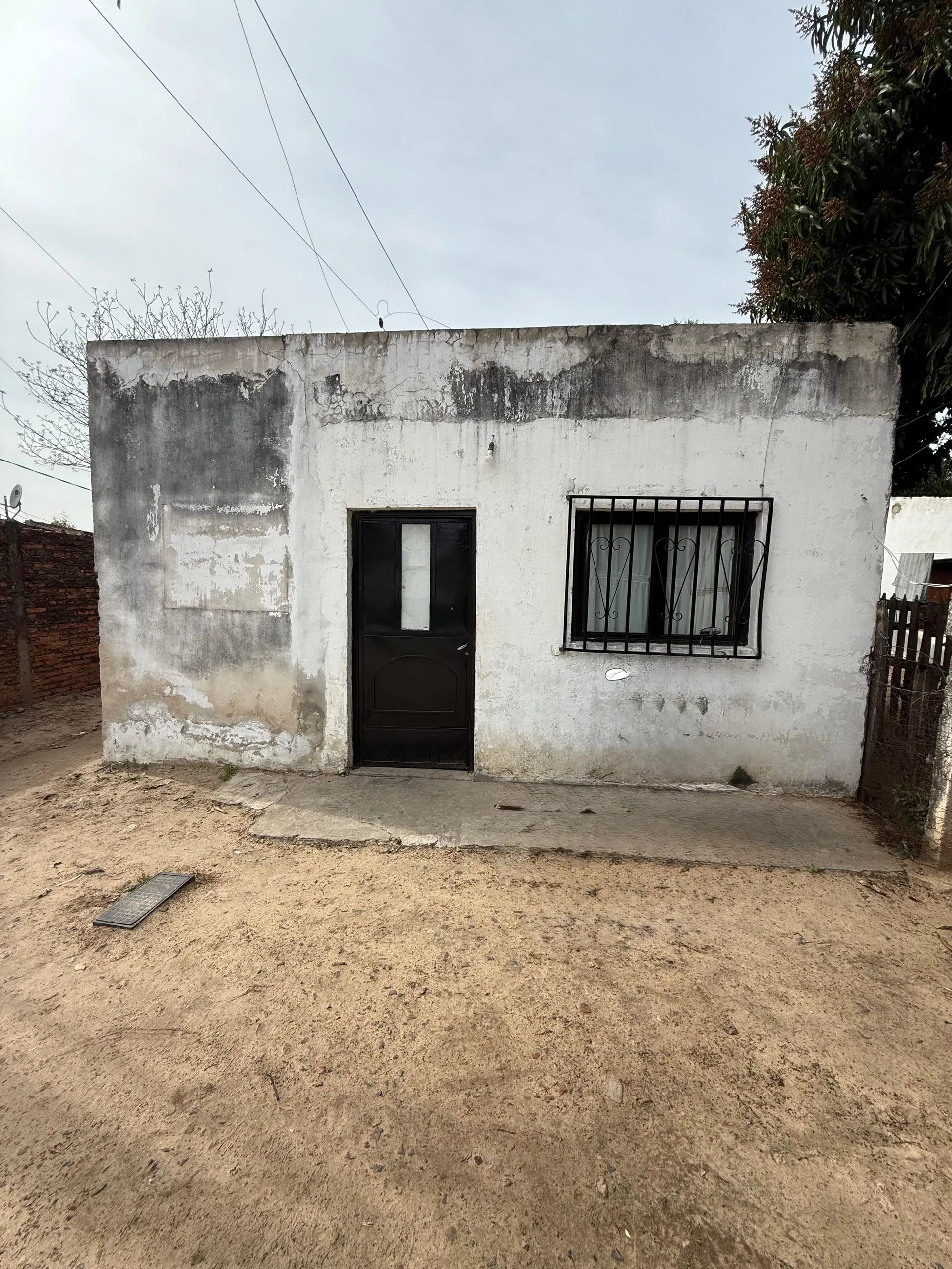 CASA A RESTAURAR EN VENTA GOYA CORRIENTES foto 2