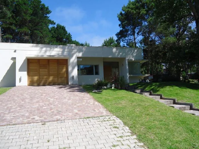 3-bedroom house in Pinamar – photo 2 of 22