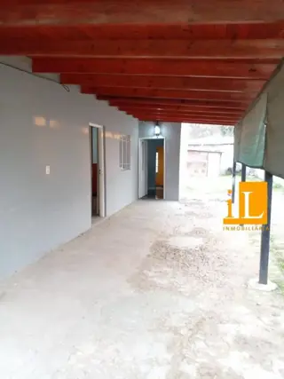 CASA EN Bº LA DOLLY - CNEL. BRANDSEN foto 3