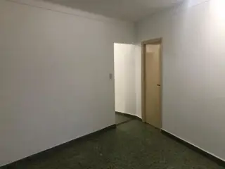Se Vende departamento de 3 amb 2do piso por escalera en Villa Adelina, excelente ubicacion foto 3
