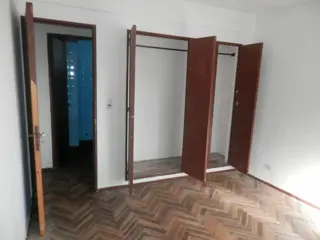 Departamento de 3 ambientes. PISO ALTO foto 4