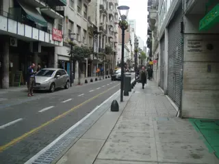 Caba: venta de Cochera sobre calle Suipacha, EXCELENTE UBICACION !!! foto 2