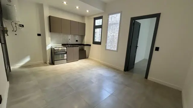 VENTA PH 2 AMBIENTES A NUEVO -ALMAGRO- APTO CRED