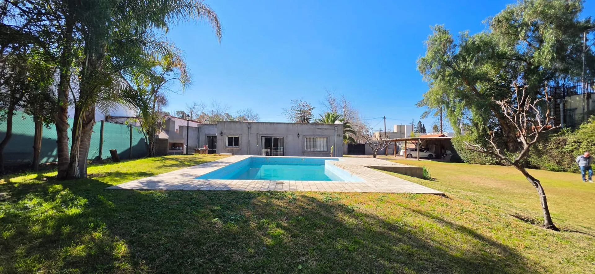 Venta Casa con gran terreno en Chacras de Coria foto 4