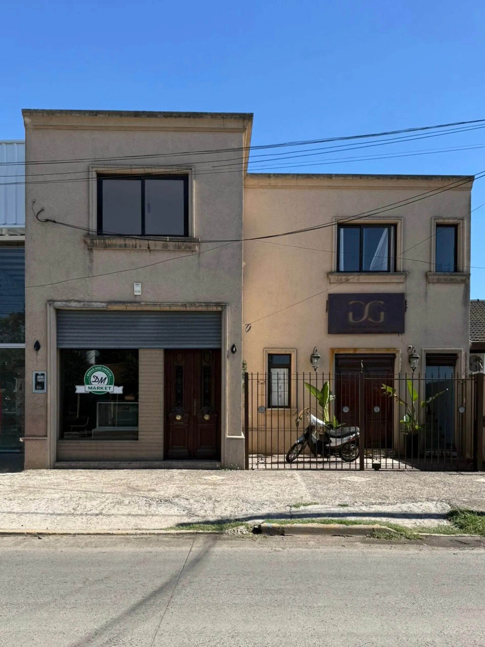 ALQUILER LOCAL COMERCIAL- 100Mts del Acceso Oeste foto 2