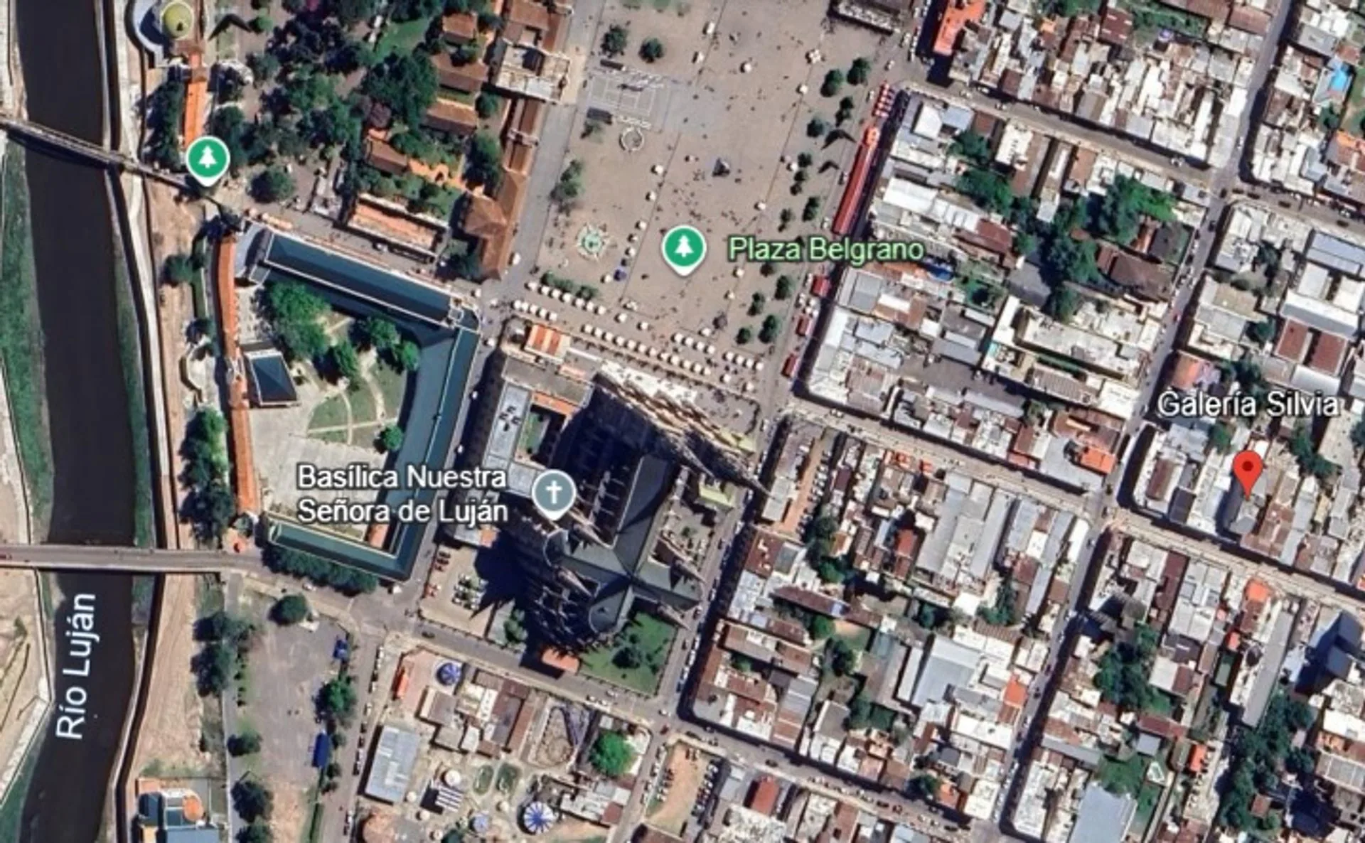 VENTA EN BLOQUE GALERIA + VIVIENDAS IDEAL INVERSOR