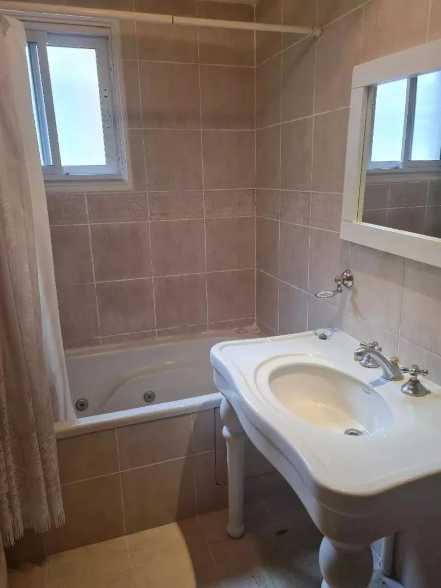 2-bedroom apartment in Palermo – photo 4 of 17