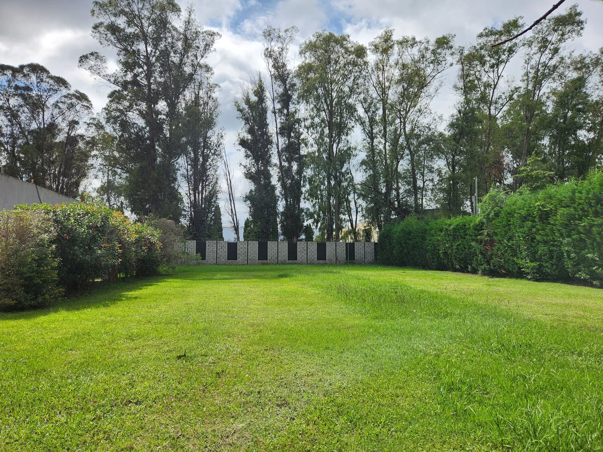 Lote en venta en Barrio Privado Los Pilares OPOR ! foto 2