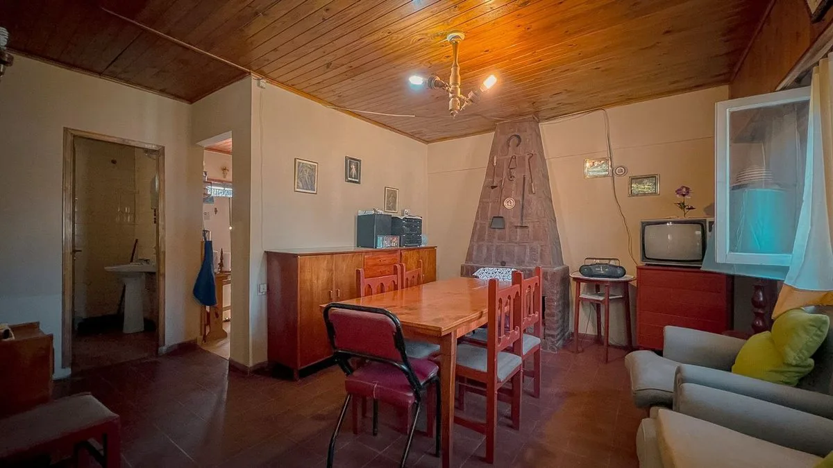 VENTA CASA 4 AMB. BARRIO LIBERTAD /APTA CREDITO foto 3