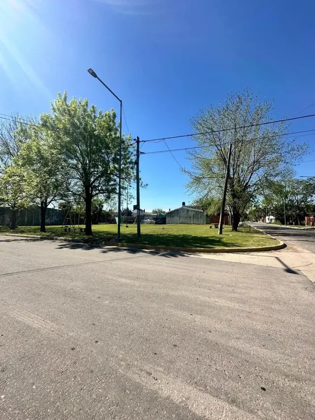 VENTA LOTE BARRIO TRIPOLI 900 M2