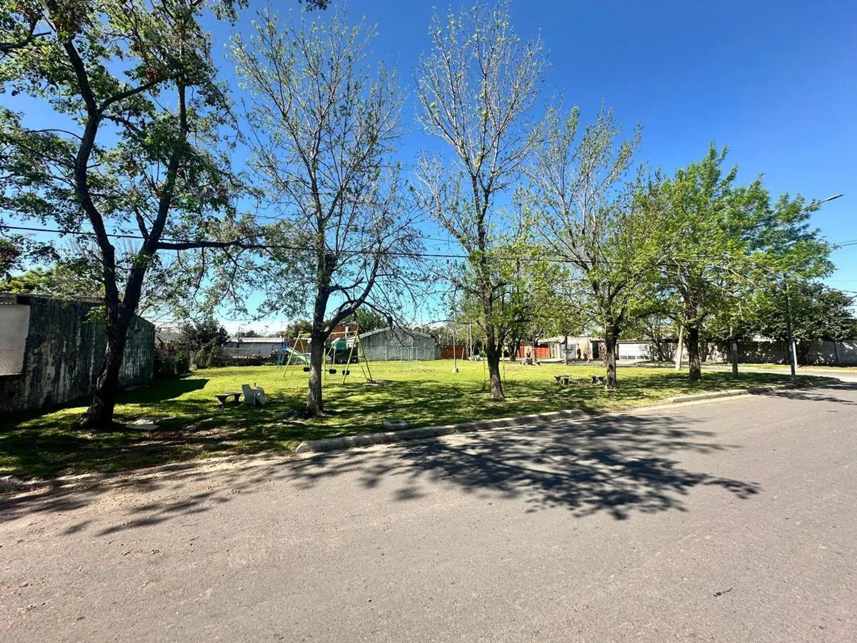 VENTA LOTE BARRIO TRIPOLI 900 M2 foto 5