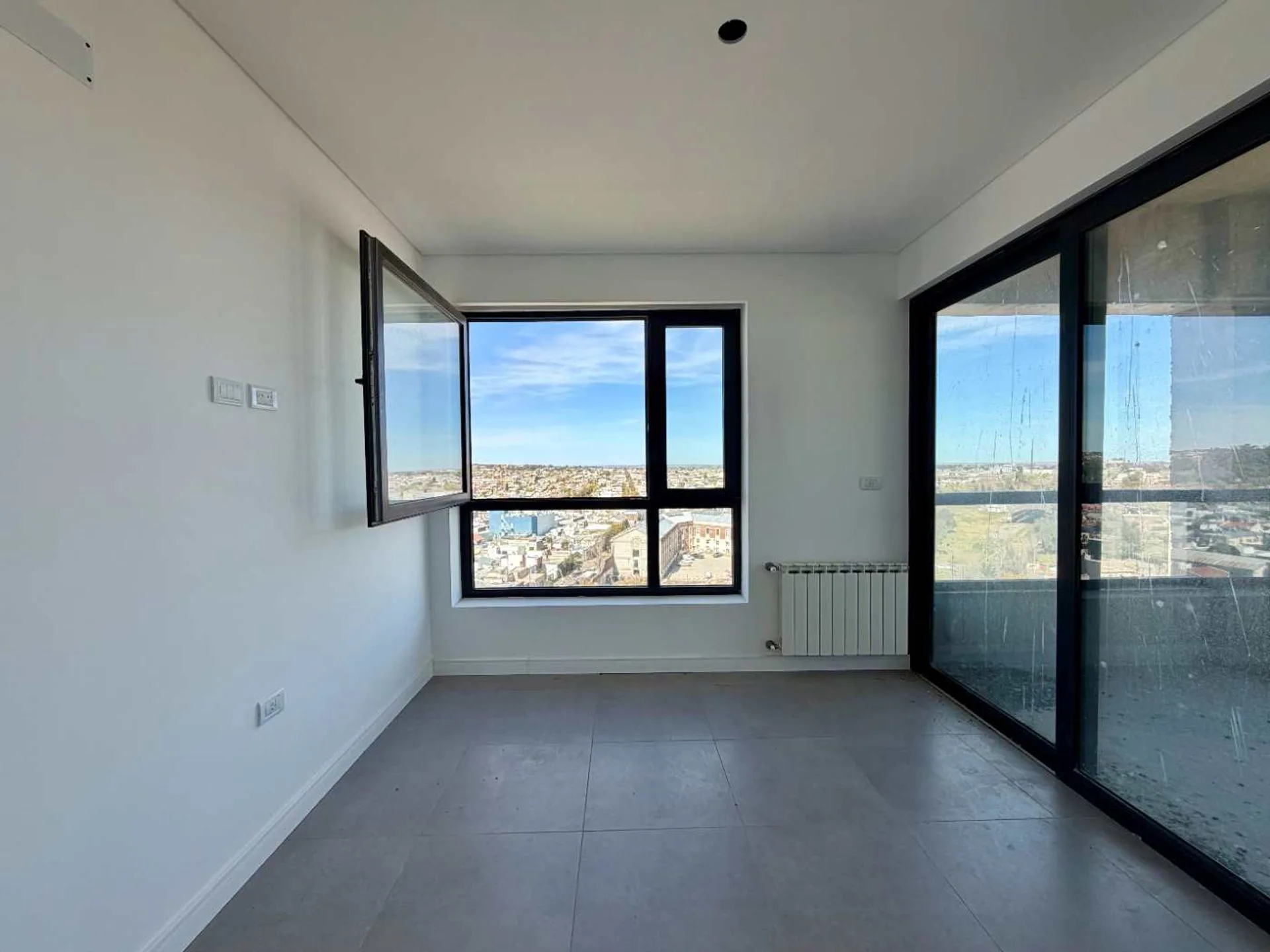 VENTA DPTO 1 DORMITORIO A ESTRENAR EN TORRE CRONO foto 4