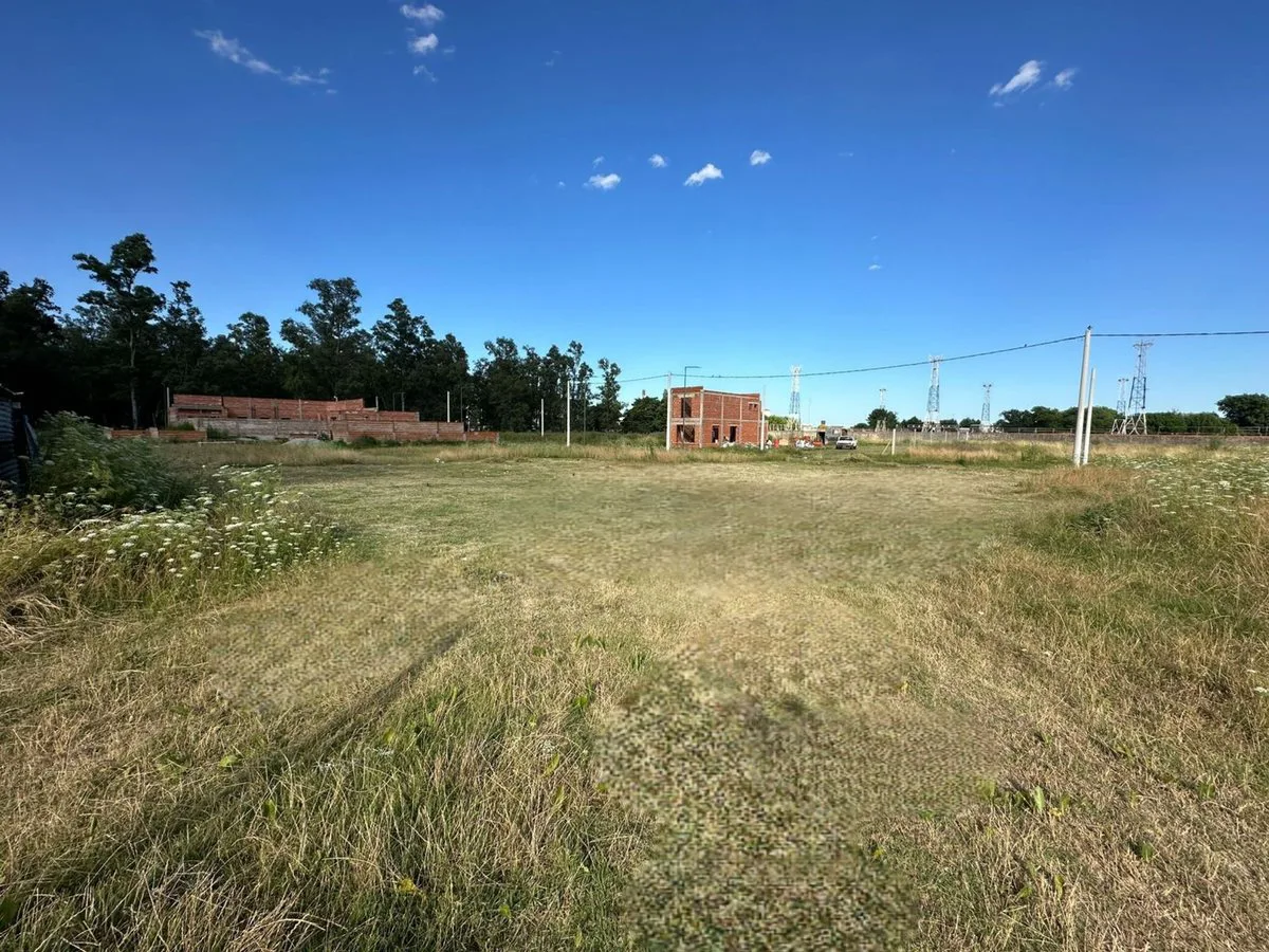 VENTA-TERRENO LA EMILIA- 12x30 foto 4