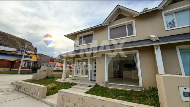 DUPLEX 2 DORMITORIOS MÉDANOS KM 3