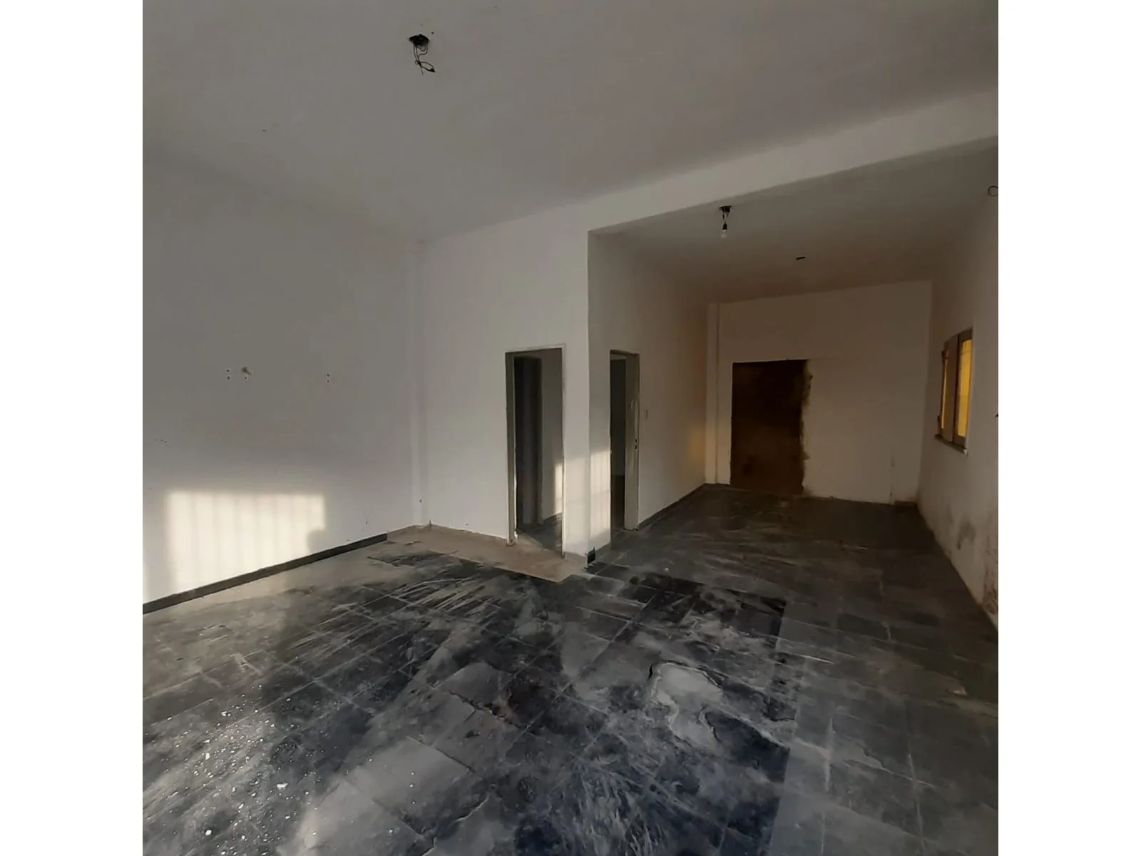 OPORTUNIDAD Local Comercial | Castelar Norte | a Metros del Plaza Oeste Shopping foto 3