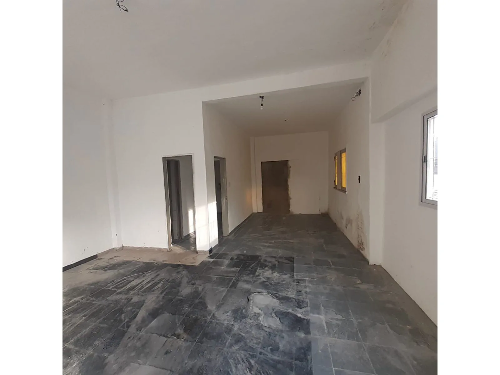 OPORTUNIDAD Local Comercial | Castelar Norte | a Metros del Plaza Oeste Shopping foto 5