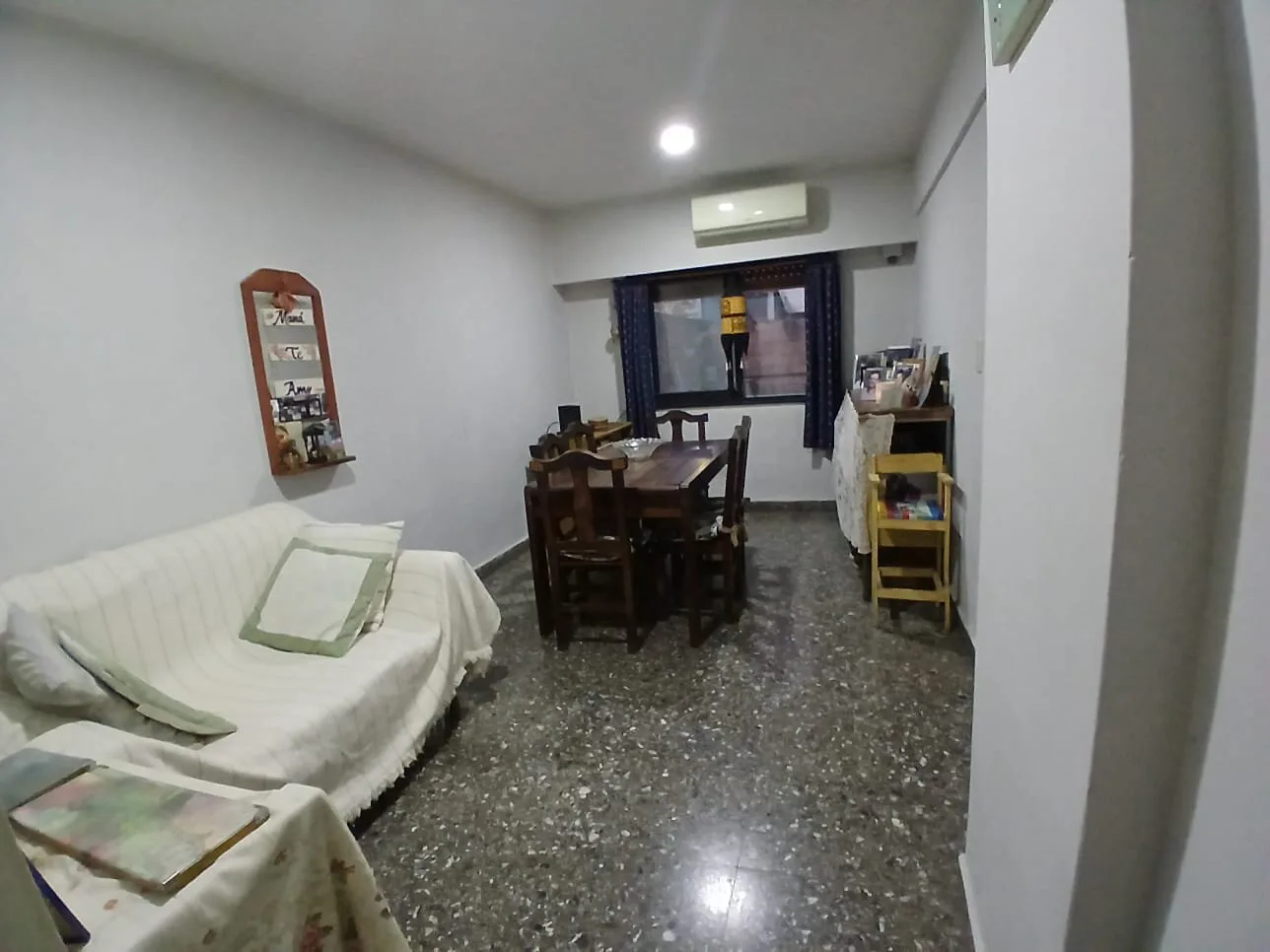 VENTA Departamento de 2 ambientes con Balcón. Barracas foto 2