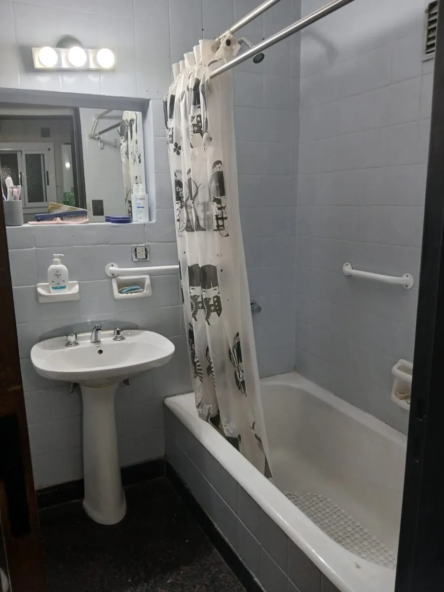 VENTA Departamento de 2 ambientes con Balcón. Barracas foto 4