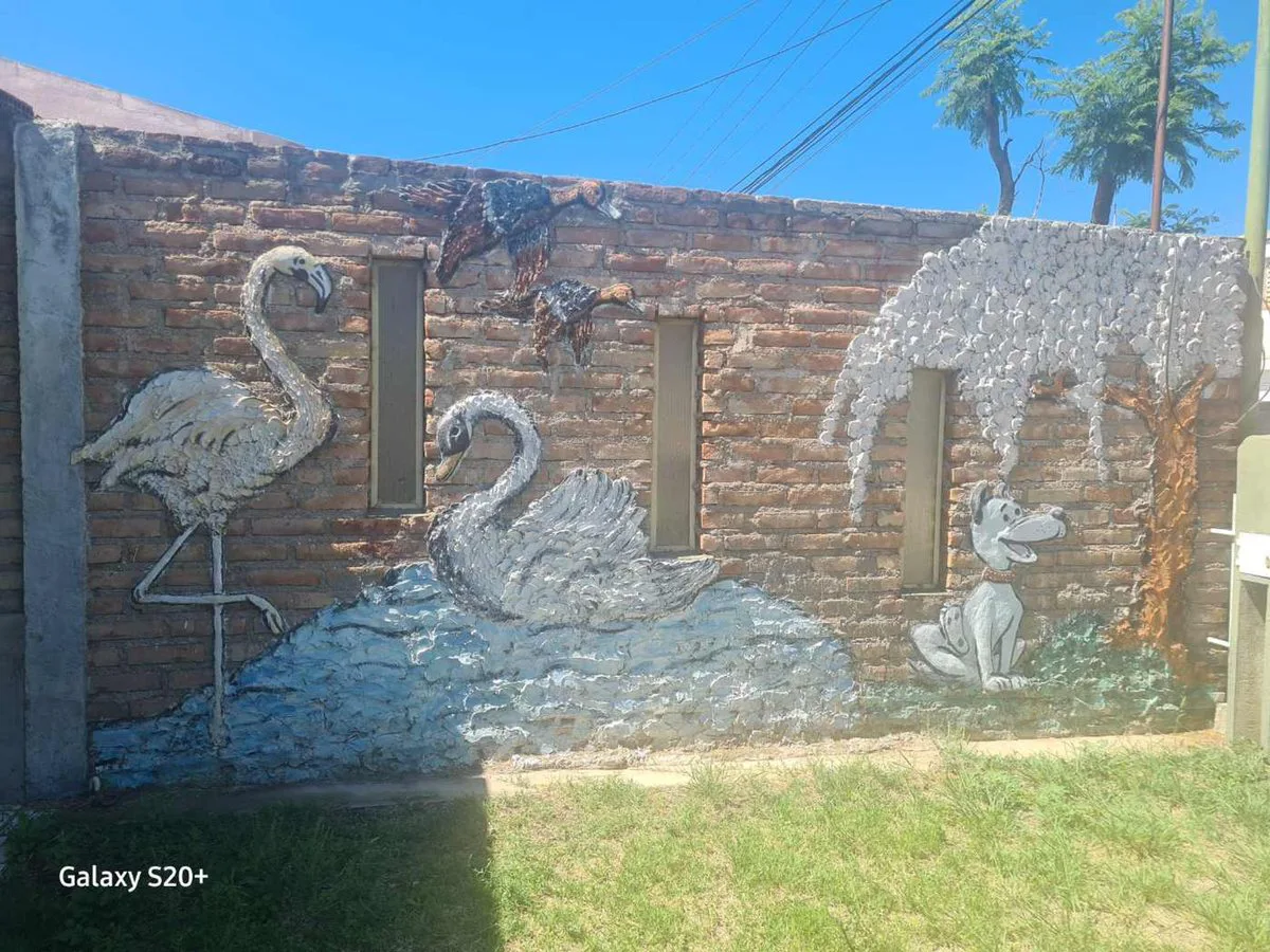 Excelente Casa en Esquina - APTO CREDITO foto 3
