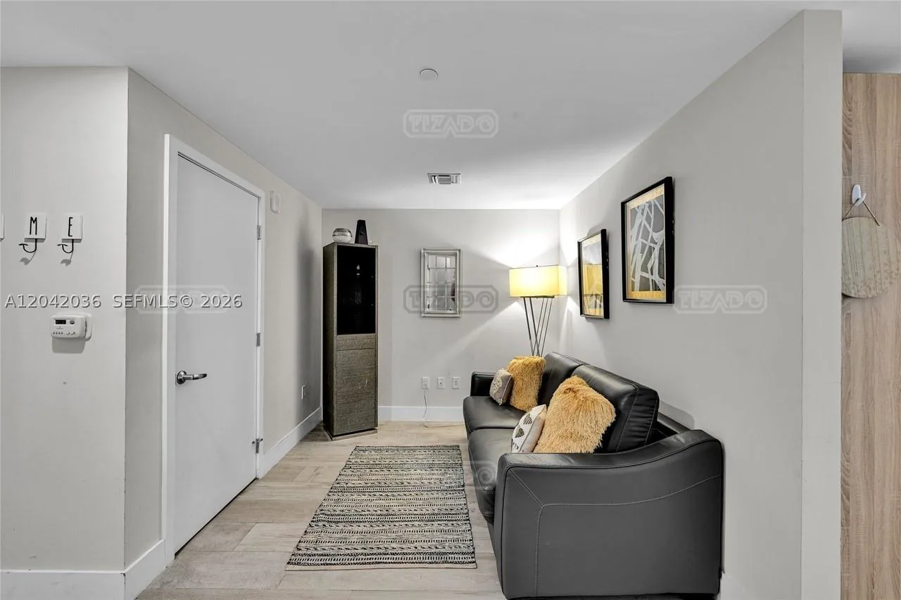 16385 Biscayne Blvd #1020 16300 foto 2