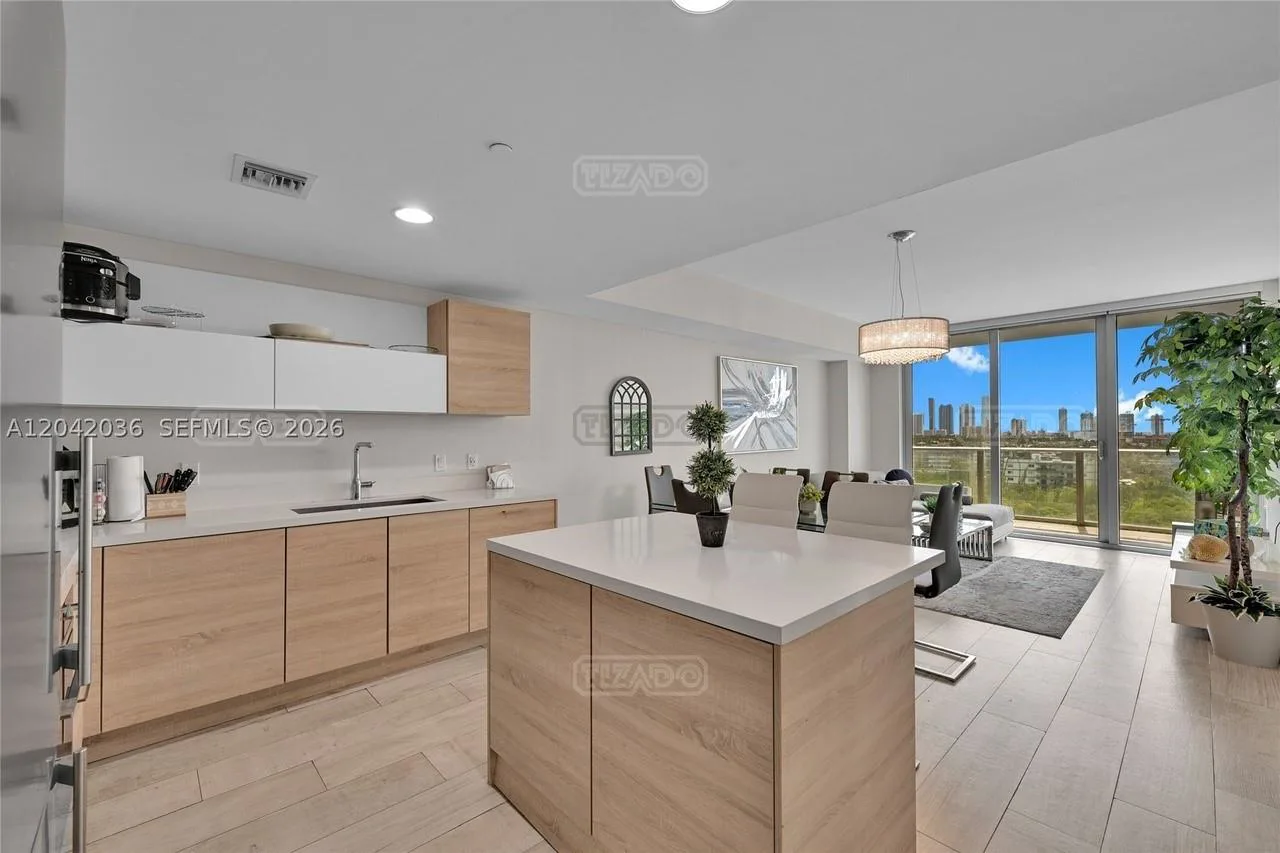 16385 Biscayne Blvd #1020 16300 foto 5