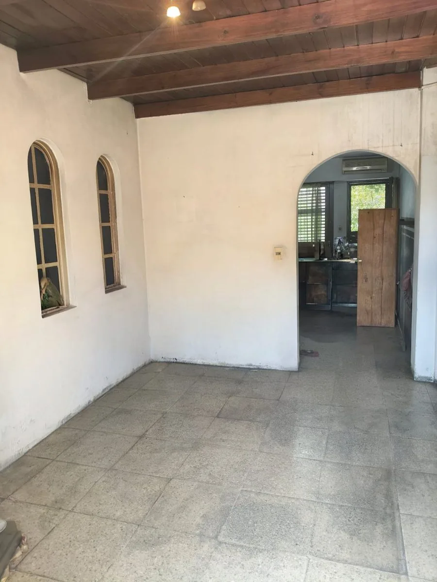 VENTA CASA 3 AMB C/COCHERA PATIO Y JARDIN foto 5