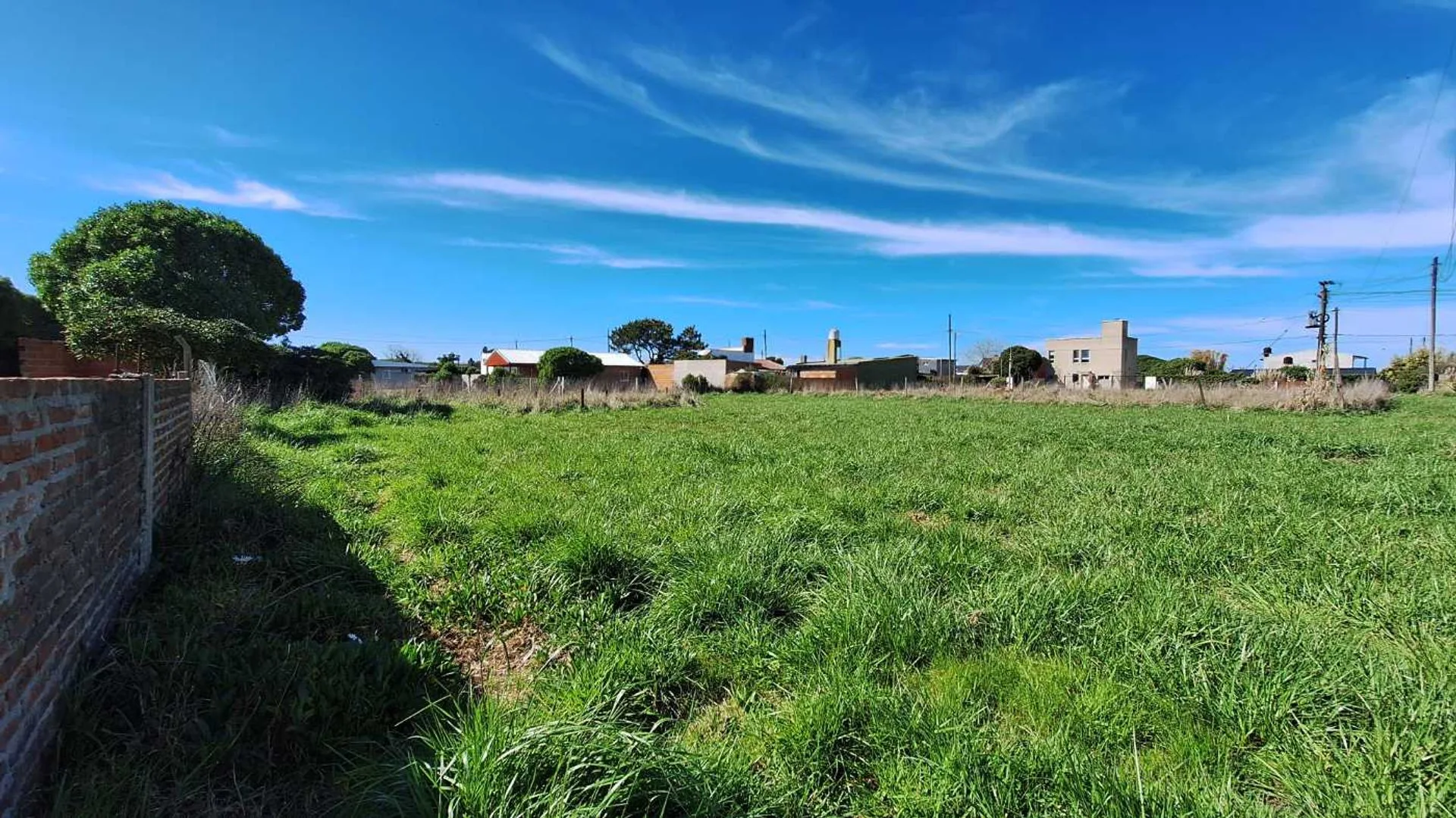 Venta terreno lote B. Atlantida a 100 m del mar foto 3