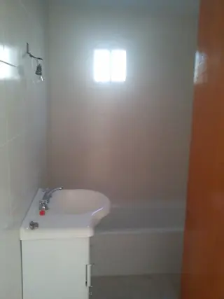 Departamento de 2 ambientes en Ezpeleta foto 3